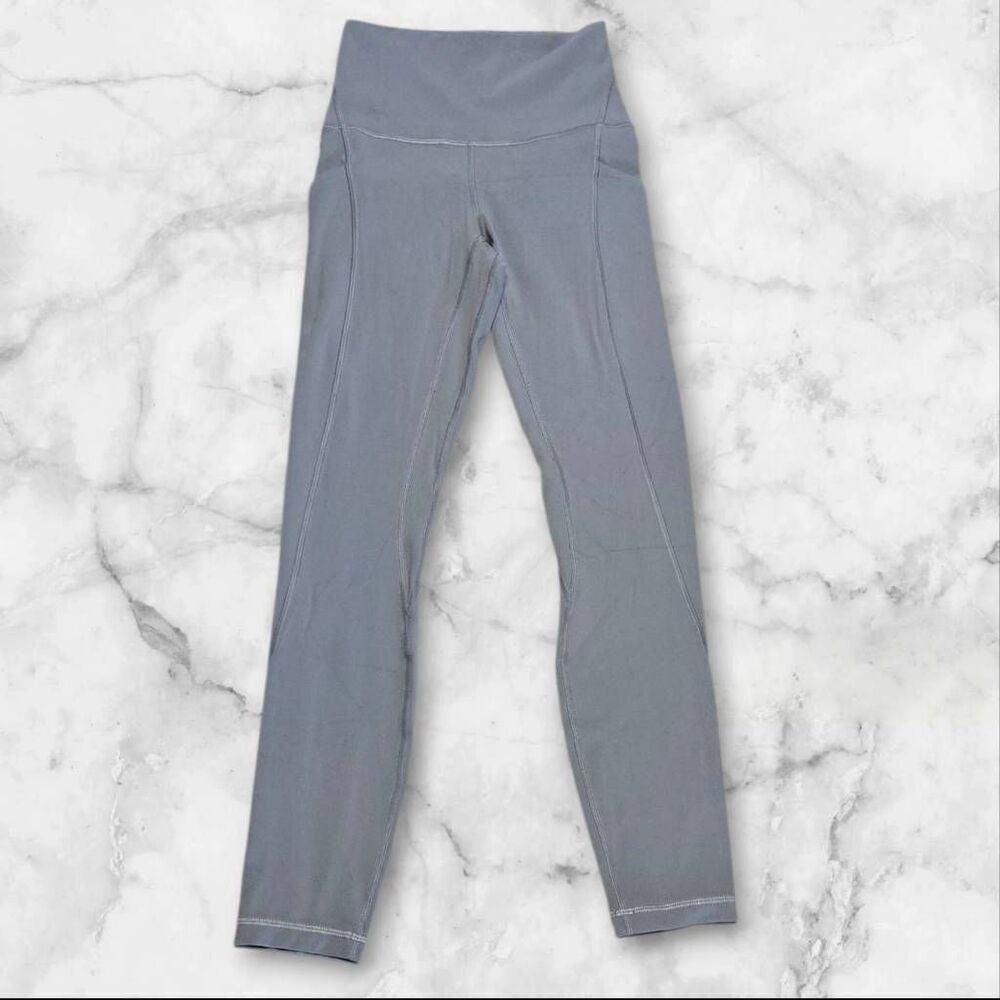 Lululemon Light Blue Size 2 Aligns HR with Pockets